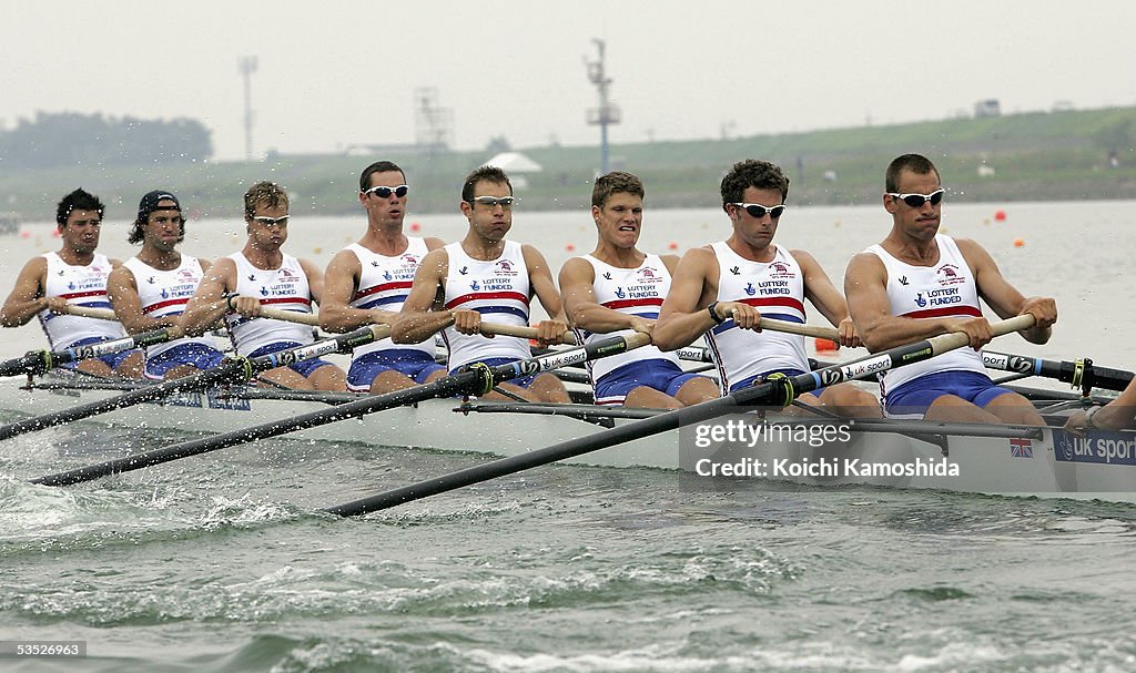 Tom White Rowing Simon Fieldhouse, Tom Stallard, Jonno Devli, Richard Egington, Josh ...