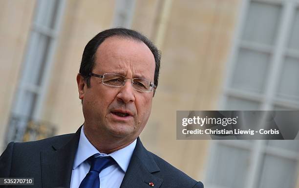 Francois Hollande and Dioncounda Traore. France's President Francois Hollande meets President of Mali Dioncounda Traore at Elysee Palace. Paris,...