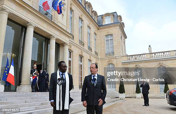 Francois Hollande and Dioncounda Traore. France's President Francois Hollande meets President of Mali Dioncounda Traore at Elysee Palace. Paris,...