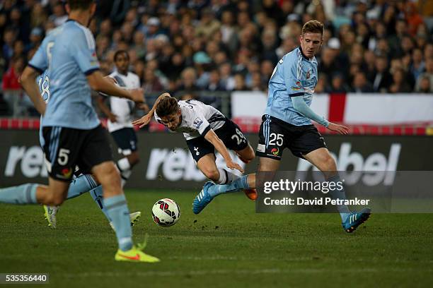 Tottenham Spurs have defeated Sydney FC in front of 71,000 fans at ANZ Stadium in Sydney,