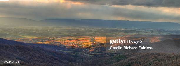 shenandoah valley - shenandoah valley stock pictures, royalty-free photos & images