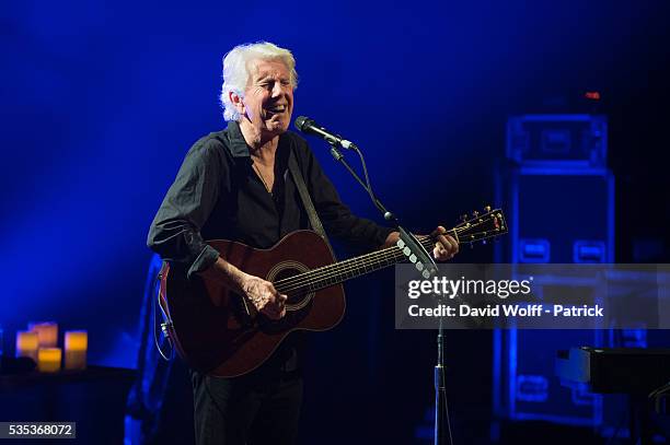 Graham Nash performs at La Cigale on May 29, 2016 in Paris, France.