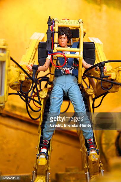 hydraulic suit - exoskeleton stock pictures, royalty-free photos & images