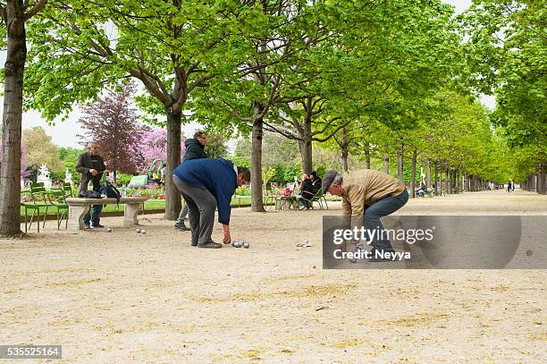 petanque teams - petanque stock pictures, royalty-free photos & images