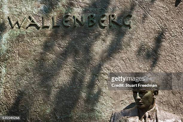 Statue commemorating Raoul Wallenberg, Swedish diplomat who saved 100000 Hungarian Jews in WWII by issuing them with Swedish Passports