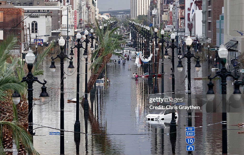 Katrina Devastation Apparent As Toll Rises
