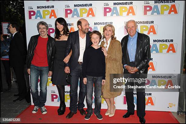 Daran, Emmanuelle Cosso, Kad Merad, Gaspard Meier-Chaurand, Michelle Laroque and Jacques Balutin attend the premiere of "Monsieur Papa", in Paris.