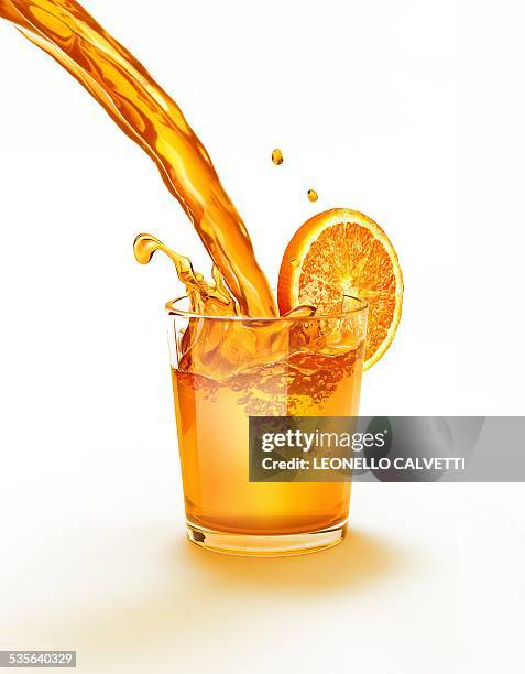 stockillustraties, clipart, cartoons en iconen met orange juice being poured into a glass - gegoten