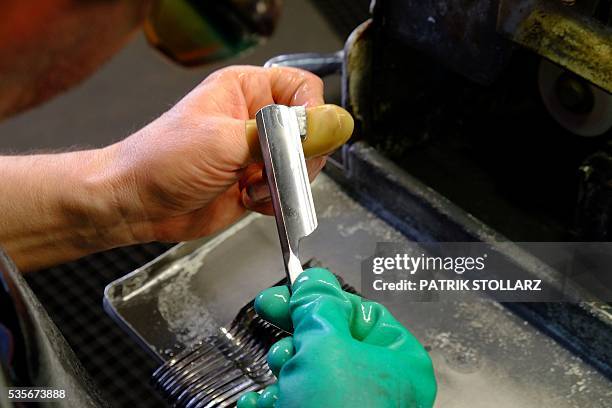 Machining Razorblade 65 Razorblade Stock Photos, High-Res Pictures, and Images - Getty Images
