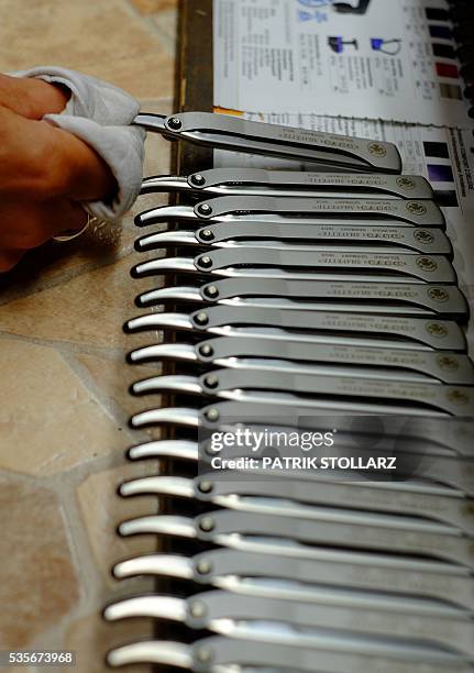 Polished Razorblade 65 Razorblade Stock Photos, High-Res Pictures, and Images - Getty Images