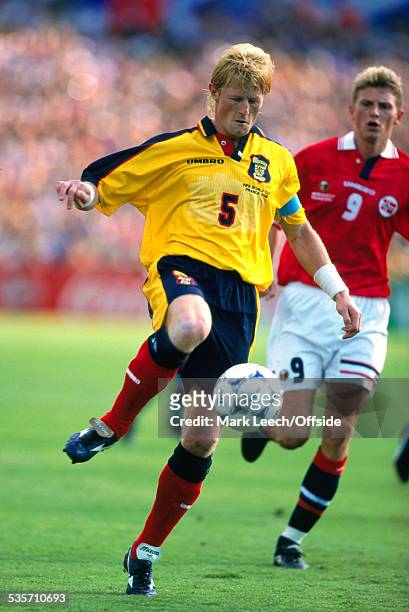 June 1998 FIFA World Cup, Scotland v Norway, Scottish captain Colin Hendry.