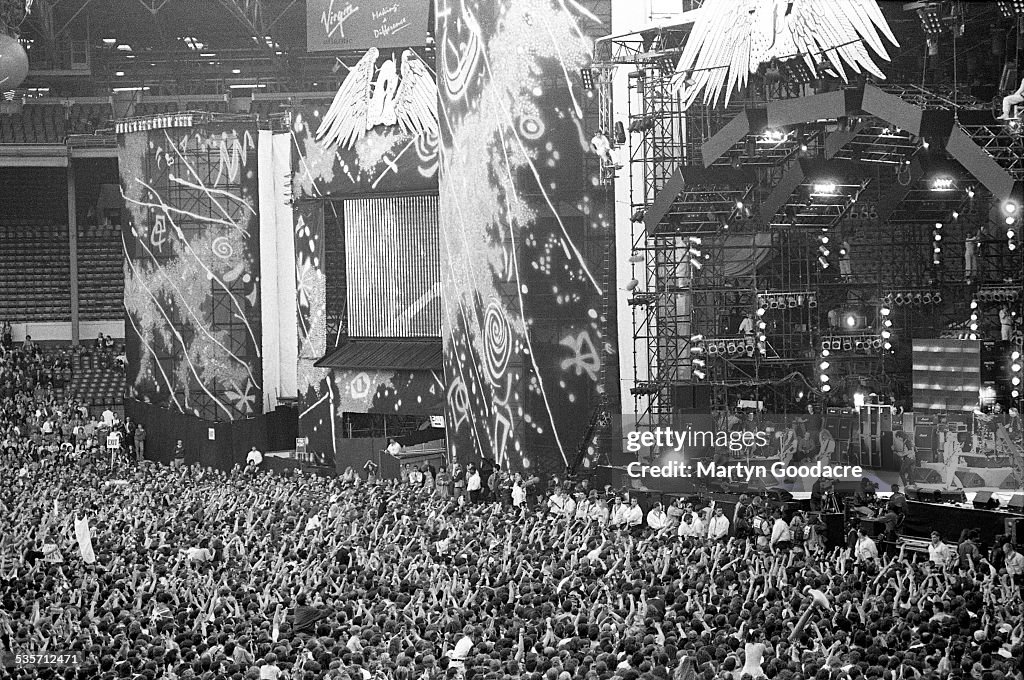 Def Leppard At Freddie Mercury Tribute Concert Wembley Stadium 1992