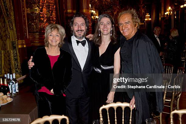 Actor Guillaume Gallienne and his wife Amandine standing between Director Daniele Thompson and her husband, producer Albert Koski attend Weizmann...