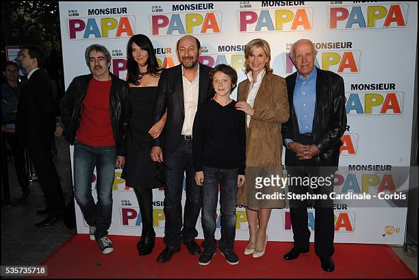Daran, Emmanuelle Cosso, Kad Merad, Gaspard Meier-Chaurand, Michelle Laroque and Jacques Balutin attend the premiere of "Monsieur Papa", in Paris.