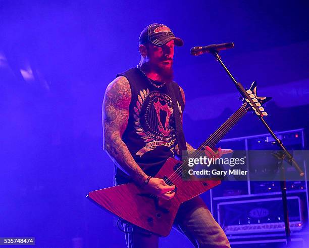 John Connolly performs in concert with Sevendust during the River City Rock Fest at the AT&T Center on May 26, 2016 in San Antonio, Texas.