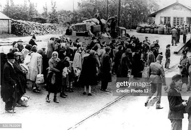 Deportation of jews in Kossef, September 11 1942, World War II.