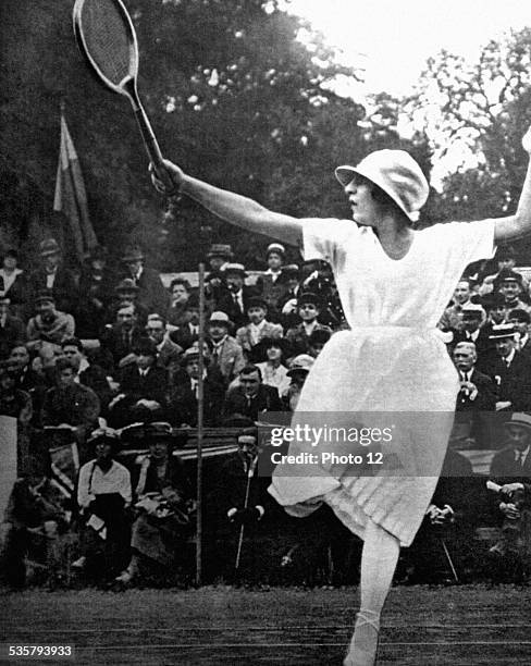 France - 1919, Tennis champion Suzanne Lenglen.