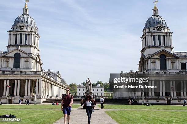 greenwich university: queen mary court and king william court - greenwich london stock pictures, royalty-free photos & images