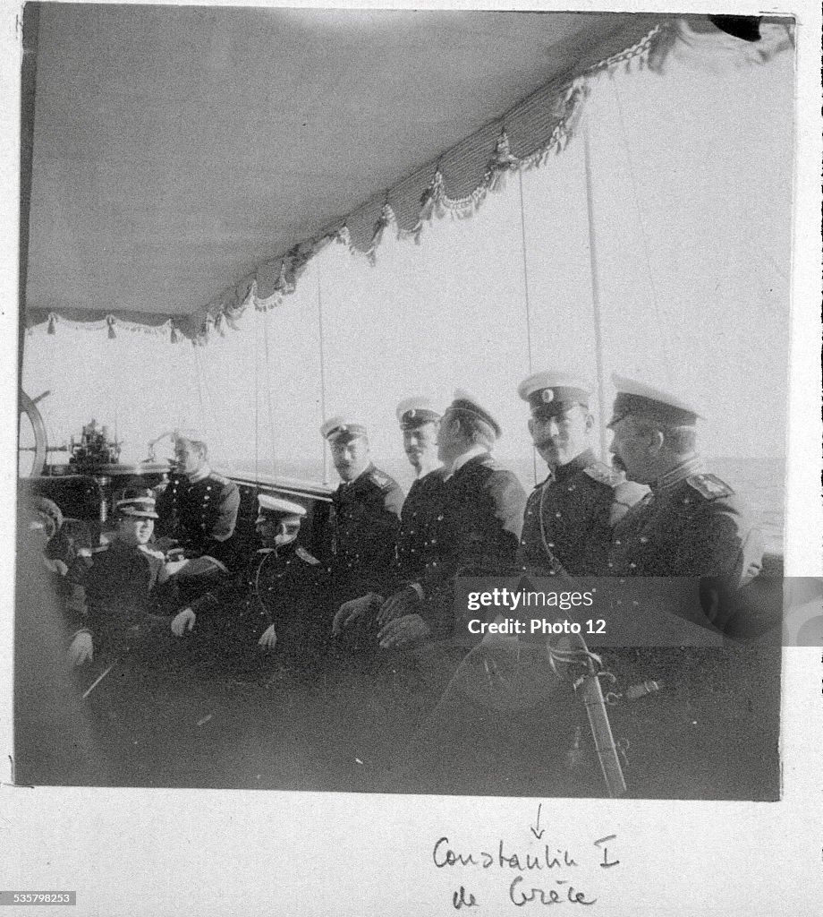 Constantine I of Greece (first from the right)