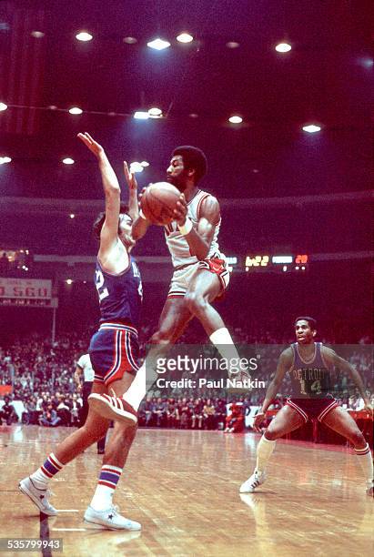 Norm Van Lier of the Chicago Bulls looks to pass during a game against the Detroit Pistons, Chicago, Illinois, 1972.