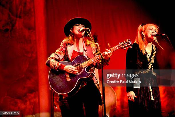 Pam Tillis performs onstage, Nashville, Tennessee, December 1, 1993.