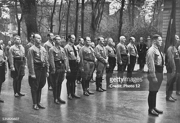 Nazi Brown Shirts Photos and Premium High Res Pictures - Getty Images