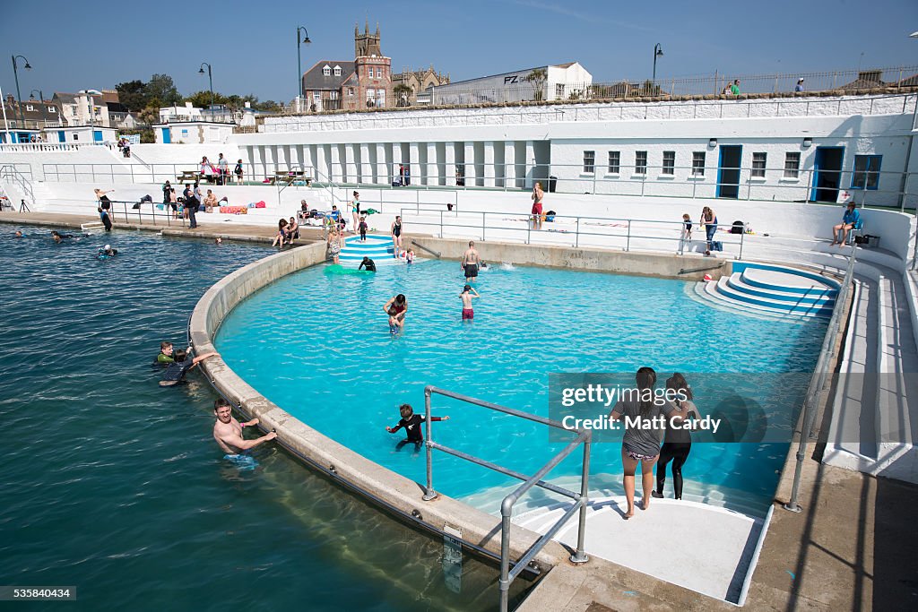 Art Deco Lido Re-opens For The Bank Holiday Weekend