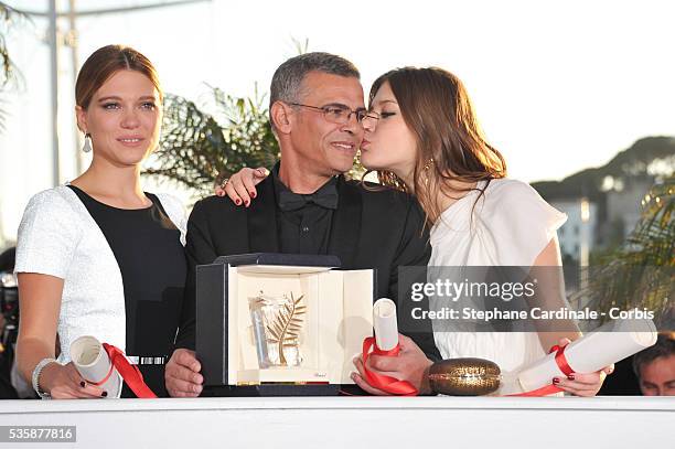Actress Lea Seydoux, Director Abdellatif Kechiche and Adele Exarchopoulos pose with the 'Palme d'Or' for 'La Vie D'adele' at the 'Palme D'Or Winners...