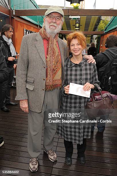 Jean Pierre Marielle with his wife Agathe Natanson at Roland Garros Village.