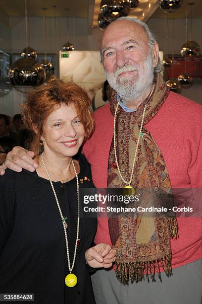 Jean Pierre Marielle with his wife Agathe Natanson at Roland Garros Village.