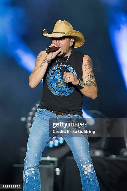 Jason Aldean performs at LSU Tiger Stadium on May 29, 2016 in Baton Rouge, Louisiana.