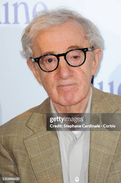 Director Woody Allen attends the 'Blue Jasmine' Paris premiere at UGC Cine Cite Bercy on August 27, 2013 in Paris