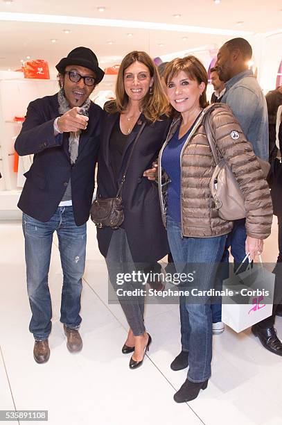 Manu Katche, Laurence Katche and Liane Foly attend the Vendanges Montaigne 2013 at Courreges, in Paris.