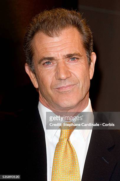 Mel Gibson attends the Premiere of "Edge Of Darkness" in Paris.