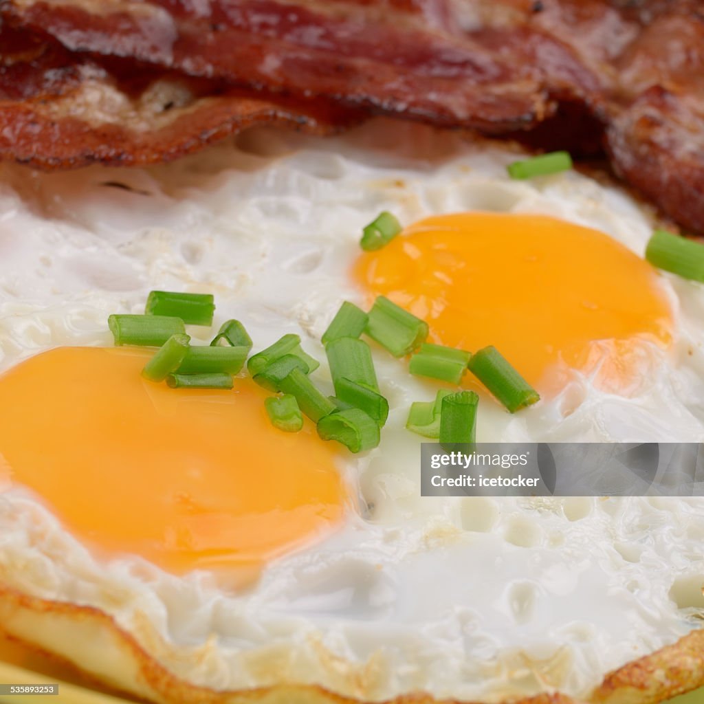 Fried eggs with bacon