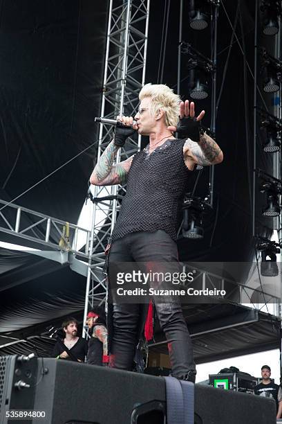 James Michael of the band Sixx:A.M. Performs onstage during River City Rockfest at AT&T Center on May 29, 2016 in San Antonio, Texas.