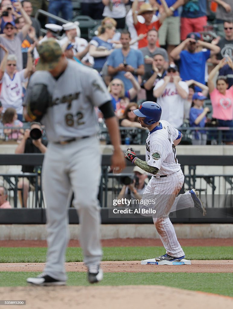 Chicago White Sox v New York Mets