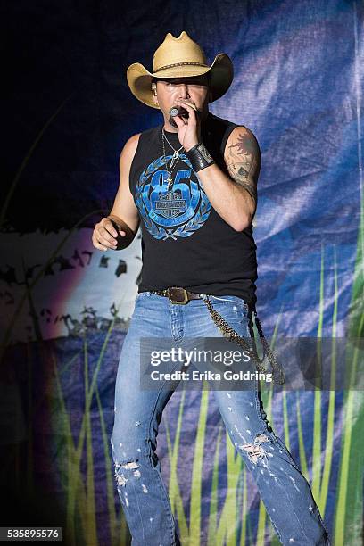 Jason Aldean performs at LSU Tiger Stadium on May 29, 2016 in Baton Rouge, Louisiana.