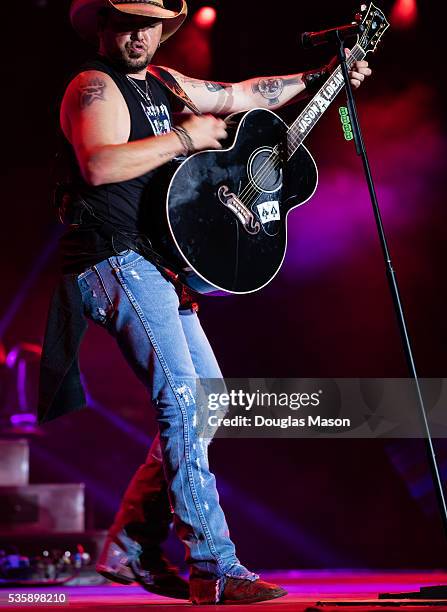 Jason Aldean performs during the Country 500 Music Festival 2016 at the Daytona International Speedway in Daytona Beach Florida.