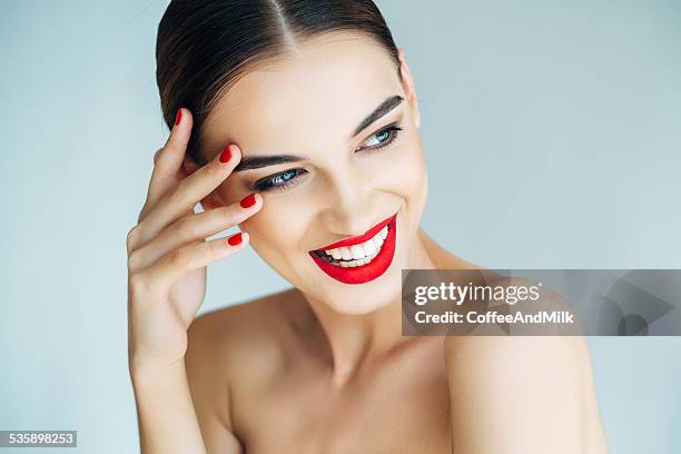 young beautiful woman - woman beautiful brows beauty stock pictures, royalty-free photos & images