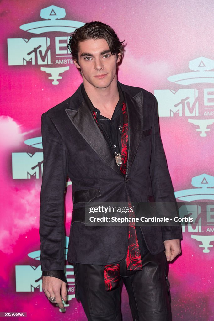 NLD: MTV EMA's 2013 - Red Carpet Arrivals