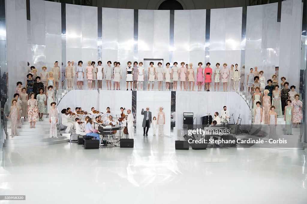France - Chanel : Runway - Paris Fashion Week - Haute Couture S/S 2014