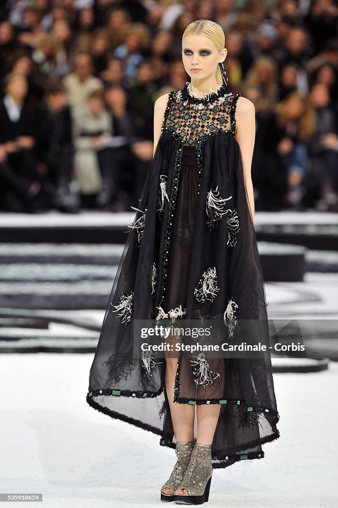 France - Chanel - Spring/Summer 2011 - Paris Fashion Week Ready to Wear