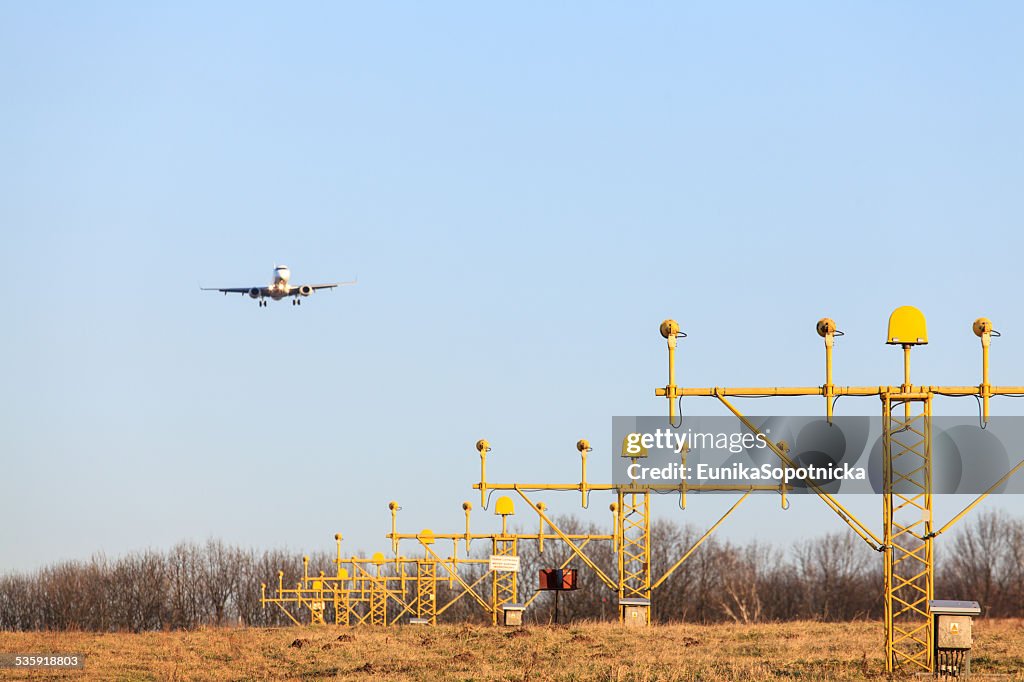 Avión's landing