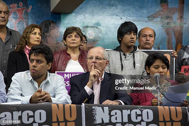 Presidential Candidate for PPK Pedro Pablo Kuczynski gestures during a rally to support the campaign "Keiko No Va" on May 30, 2016 in Lima Peru.
