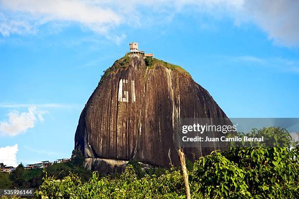 panoramic of el peñol rock - guatape stock-fotos und bilder