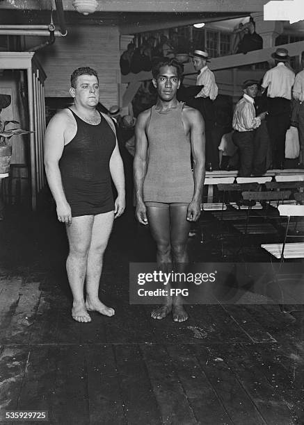 Hawaiian-American swimmer Duke Kahanamoku , circa 1920.