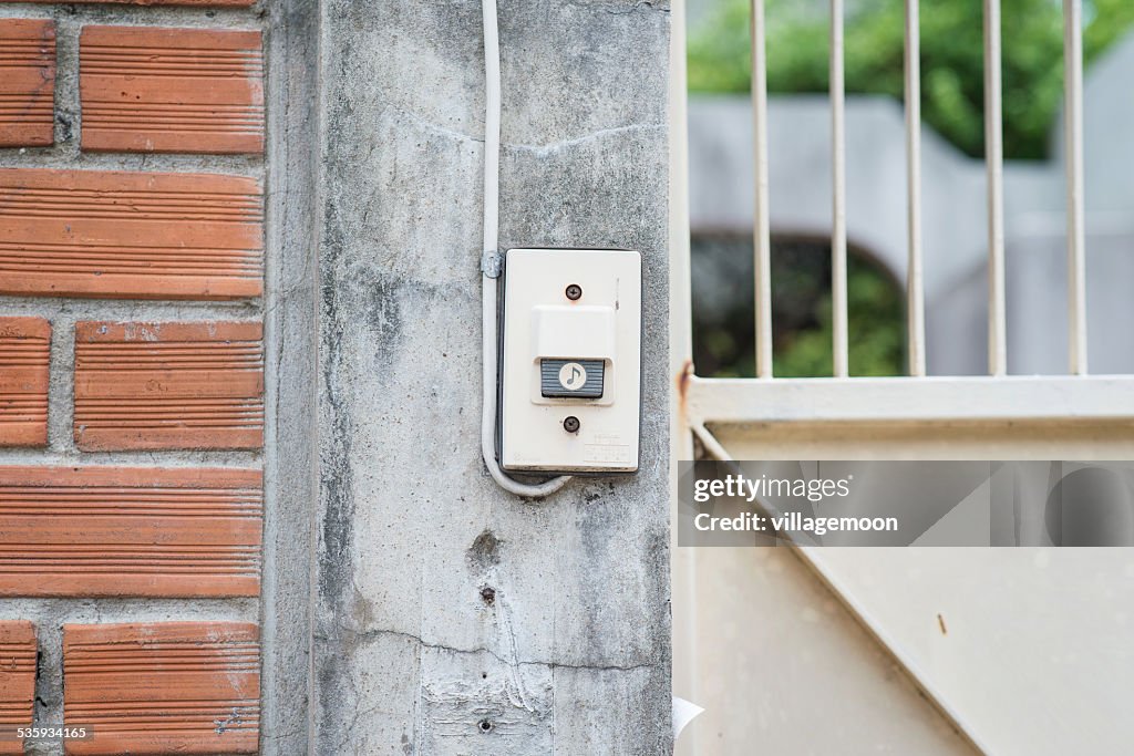 Doorbell side wall