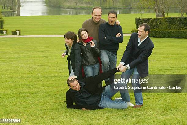 Arie Elmaleh, Maud Forget, Maryline Canto, Samuel Labarthe and Jean-Pierre Ameris attend the Hennessy Lunch at the 2004 Cognac Film Festival.