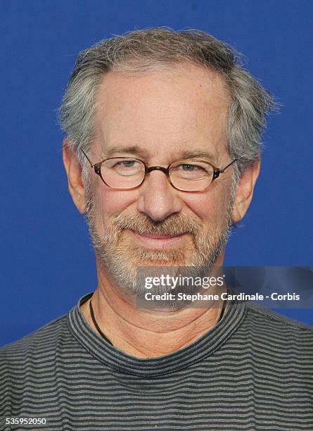 American director Steven Spielberg poses during a photocall for his movie "The Terminal", presented at the 30th American Film Festival of Deauville.